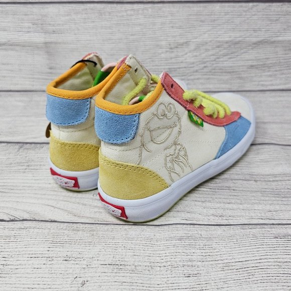 New Vans x Sesame Street Kids Hi Tops Sneakers Size 13 - Picture 8 of 12